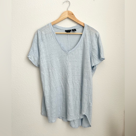 Tahari 100% Linen Light Blue T-Shirt - Size 1X - Picture 1 of 4